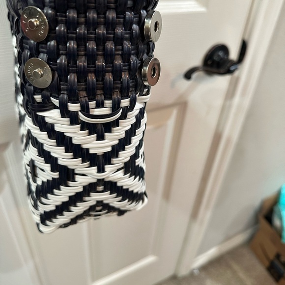 Maria Victoria handmade bag in Mexico.  Navy blue and white - Picture 5 of 7